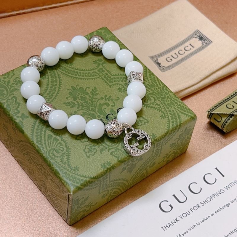 G*u*i bracelets
